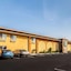 Quality Inn & Suites Bakersfield