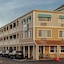 Seahorse Inn And Cottages