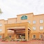 La Quinta Inn & Suites By Wyndham Pasadena North