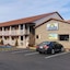 Days Inn By Wyndham Huntington