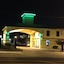 Pinn Road Inn And Suites