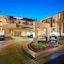 Courtyard By Marriott Long Beach Airport