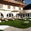 Hotel Corona