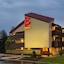 Red Roof Inn Plus+ Chicago - Willowbrook
