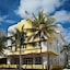 Leslie Hotel Ocean Drive