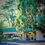 Robin Hood Inn & Suites