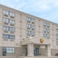 Super 8 By Wyndham Mississauga