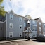 Alluxsuites At 1876, An Ascend Collection Hotel