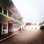 Hotel & Suites Mo Sak