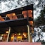 Boutique Raft Resort