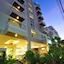 Flipper House Hotel