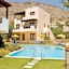 Blue Dream Luxury Villas
