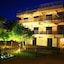 Salonikiou Beach Deluxe Apartments