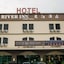 Oyo 301 River Inn Hotel