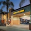Super 8 By Wyndham North Hollywood