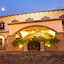 Hotel Los Portales