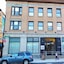 Q4 Hotel & Hostel