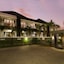 Sri Kandi Inn
