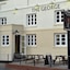 The George Hotel