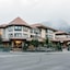 Elk + Avenue Hotel