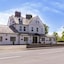 Woodcote Hotel
