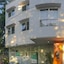 Reddoorz Hostel @ Manado Green Hostel