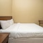 Oyo 90576 Holiday Dive Inn