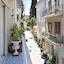 Plaka Elegant Apartment