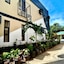 Urban Boutique Hotel