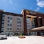 La Quinta Inn & Suites By Wyndham Oklahoma City Airport