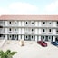 Village Motor Inn
