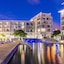 Harbour Bridge Hotel & Suites