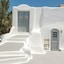 Aqua Serenity Luxury Suites Santorini