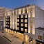 106 Jefferson Huntsville, Curio Collection By Hilton