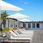 Barrys Beach Road Hotel