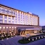 Taj Amer