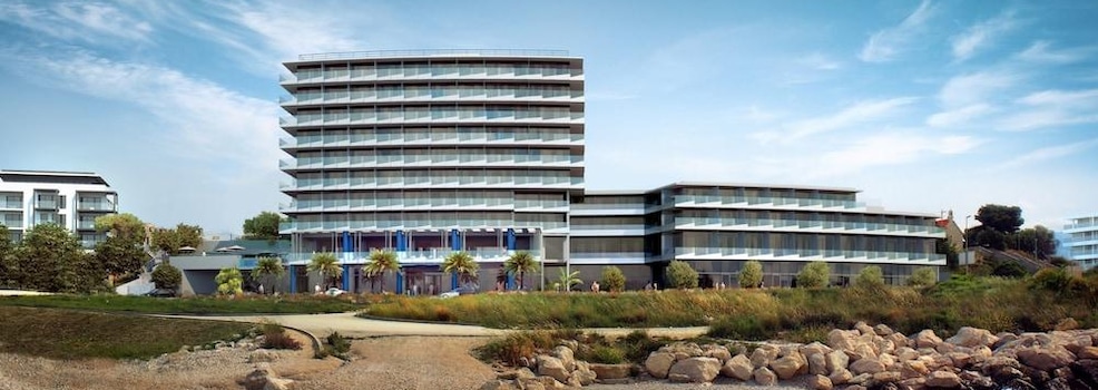 Amphora Hotel